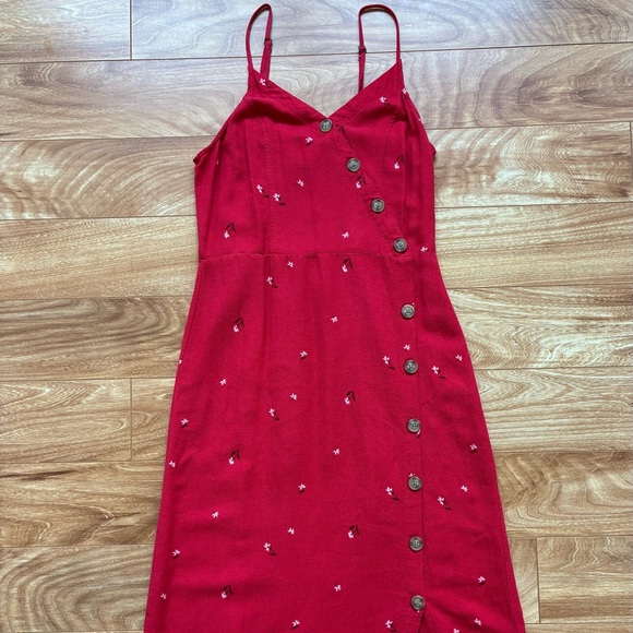 Universal Thread Red Midi Dress - Picture 2 of 7